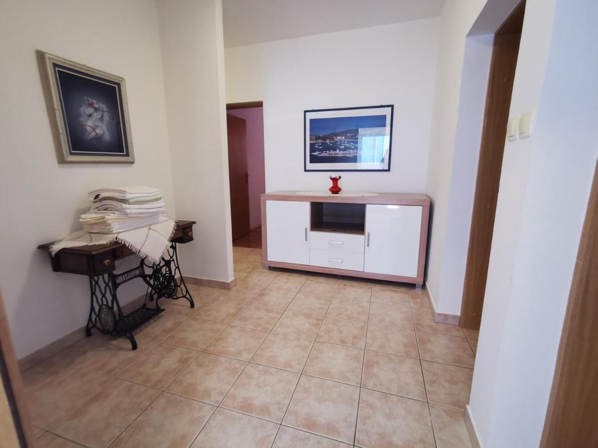 Villa Clara Apartments Kvarner Novi Vinodolski Εξωτερικό φωτογραφία