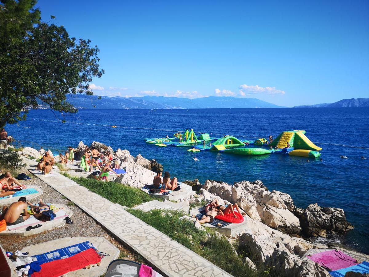 Villa Clara Apartments Kvarner Novi Vinodolski Εξωτερικό φωτογραφία